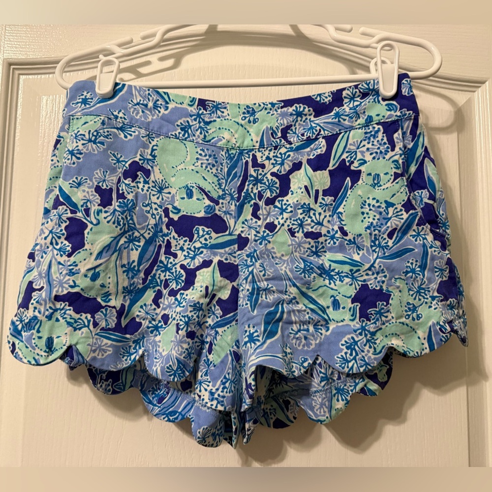 Lilly Pulitzer Dahlia Shorts in Koalafications Blue EUC
